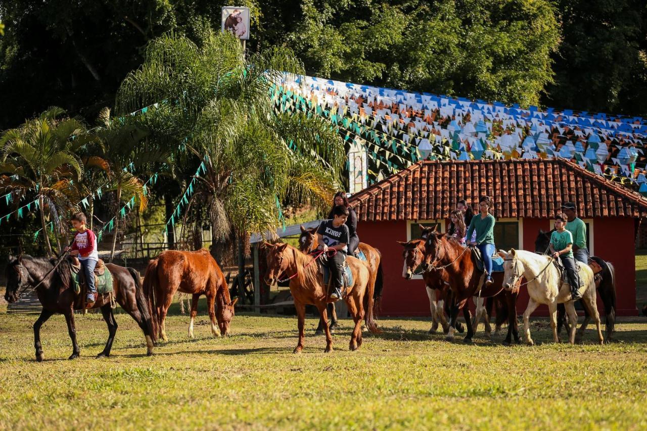 Hotel Fazenda Sete Lagos Guaratinguetá Buitenkant foto